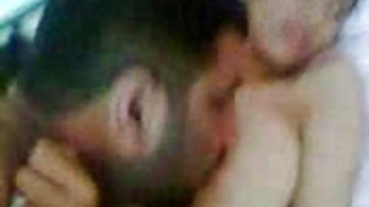 Busty perverse fickfilme fox trocken pov Höcker seinen Mann