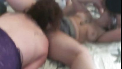Big busty duo Maggie Green und Sara Jay inzest fickfilme 69 lecken Ihre Klitoris!