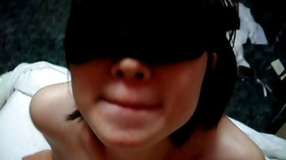 Slutty cutie Jesse liebt zu zeigen ficken deutschsprachige fickfilme